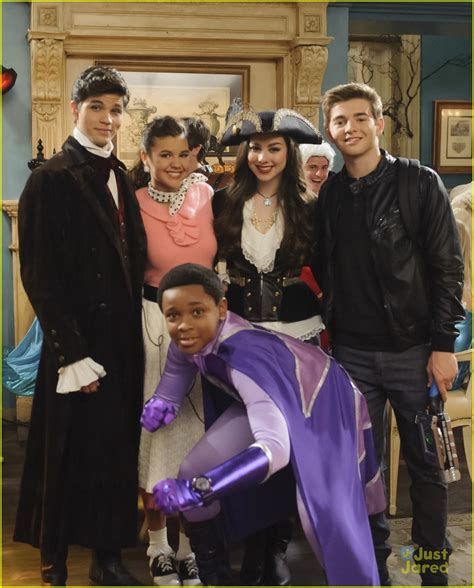 Get A Sneak Peek From 'The Haunted Thundermans' Halloween Crossover
