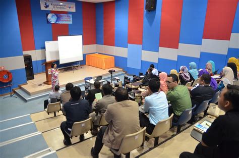 Tetapi marathon run for health di kolej profesional mara ayer molek masih dijalankan seperti biasa. Lawatan Penandaaras ke Kolej Profesional MARA Ayer Molek ...