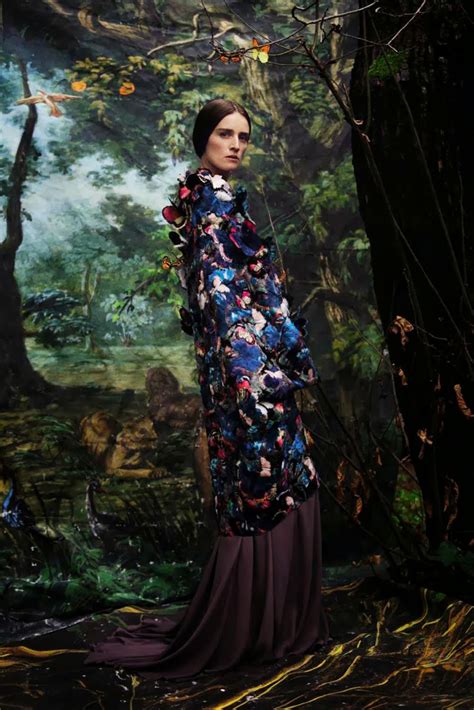 Smartologie Valentino Haute Couture Editorial For Vogue Italia March 2014