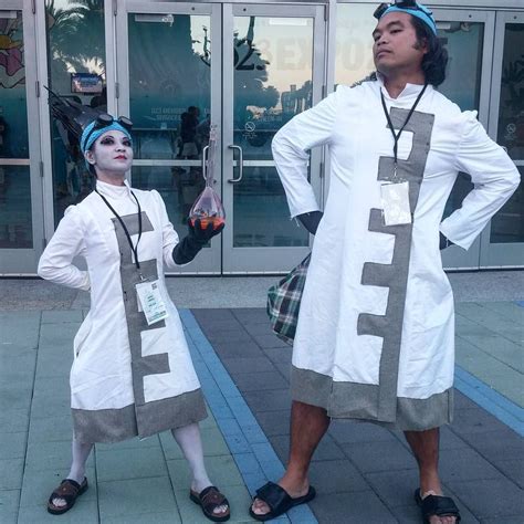 These 94 Disney Costume Ideas Will Blow Your Mind Run Disney Costumes Couple Halloween