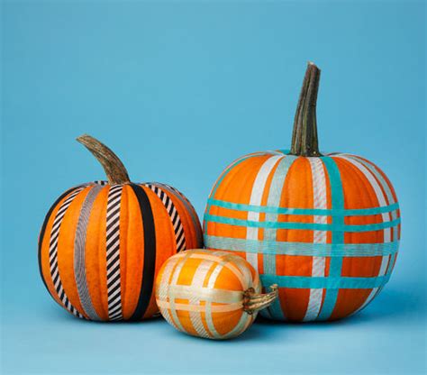 Poke small hole in top of 4 silver pumpkins and attach with a sturdy wooden skewer. No Carve Pumpkin Decorating Ideas | Decorating Your Small ...