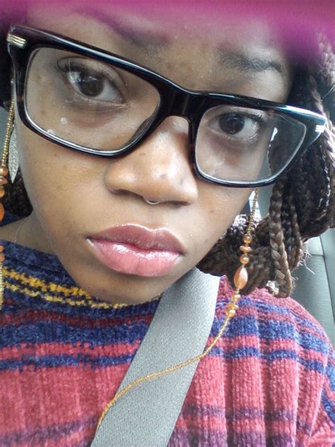 Pretty Black Girls In Glasses