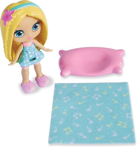 Little Charmers Posie Sleepover Figurine Set Toys And Games