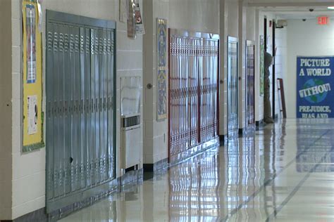 Ap Security Industry Sells Lawmakers On School Hardening