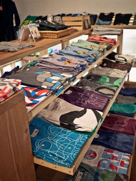 17 Best Images About Creative T Shirt Display On Pinterest T Shirts