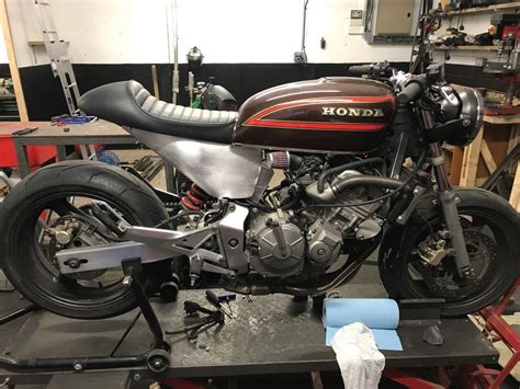 Everyone can go to my facebook. Honda Hornet 600 (1999) cafe racer,custom project | Cafe ...