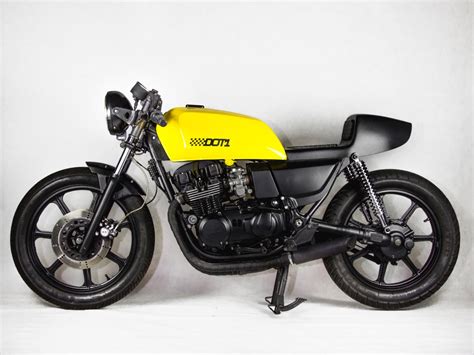 The name of the bike is z900rs cafe instead of putting 'racer' at the end. DOT1 KAWASAKI - RocketGarage - Cafe Racer Magazine