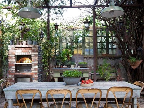 Beautiful Outdoor Dining Spaces That You Will Be Loved2 Rustic