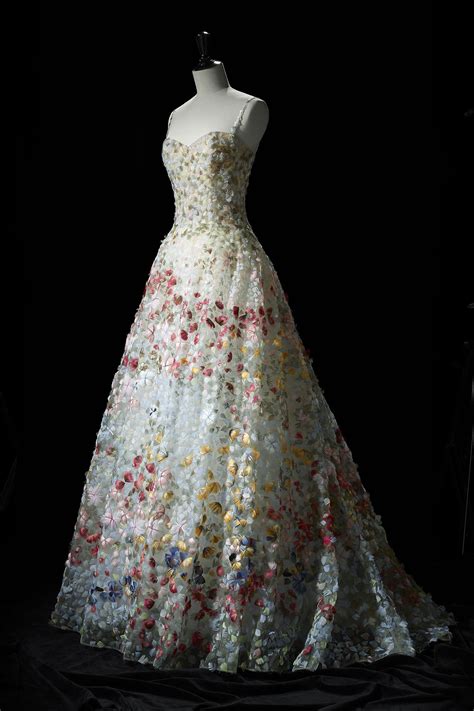 A Massive Christian Dior Exhibit Is Opening And You Wont Want To Miss