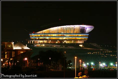 Så här påverkas ordningen av visade priser av betalningar som görs till oss. Putrajaya International Convention Centre | Malaysia ...