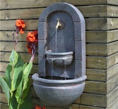 An easy water fountain feature it's. Der Wasserbrunnen: Den Garten natürlich bewässern