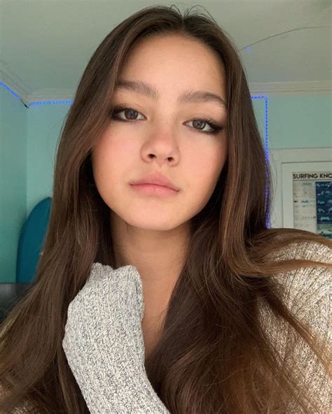 Mabel Chee On Instagram ♏️🙆🏻‍♀️ In 2023 Asian Brown Hair Mabel Chee Beauty Face