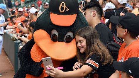 Orioles Sign First Round Draft Pick Dl Hall Camden Chat