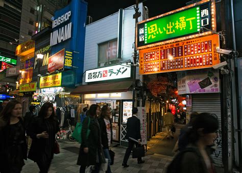 A Guide To Tokyo From An Outsider And Insider The New York Times
