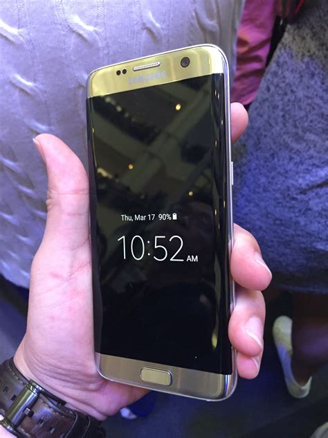 Samsung galaxy s7 edge is available in gold platinum colours across various online stores in india. Samsung's new Galaxy S7 edge takes Malaysia by storm ...