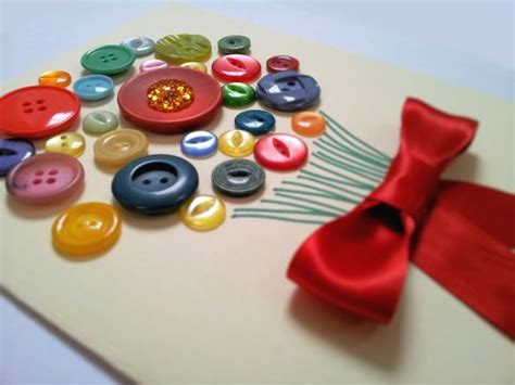 If you're looking for a way to show your mother, grandmothers. { Do It Yourself } Button Bouquet Mother's Day Card | Mother's day diy, Button bouquet, Mothers ...