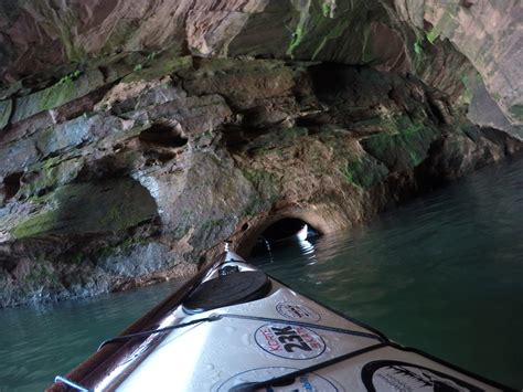 Kayaking Sea Caves Of The Apostle Islands Liquid Adventuring