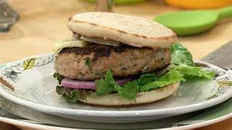 Turkey Meatloaf Burgers Recipe Rachael Ray Show