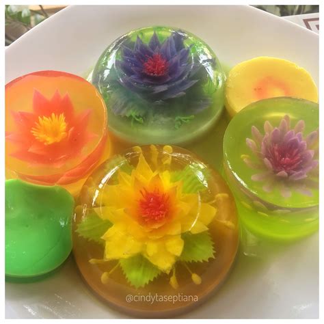 Bahan ii yang belum diberi pewarna sebaiknya ditutup rapat agar tidak mudah beku. Beautiful Jelly