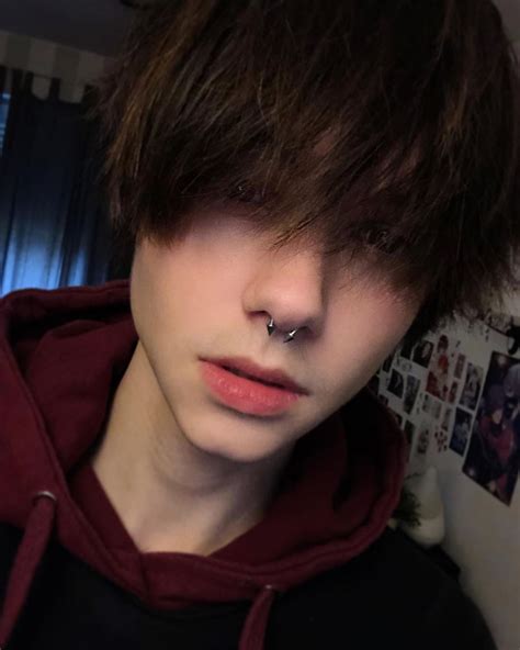 40 best emo hairstyles for guys to fit your edgy personality emo hairstyles for guys short