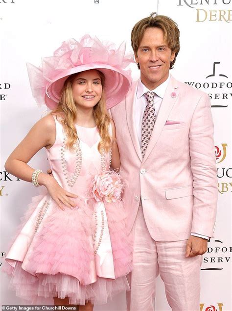 Dannielynn Wears Late Mom Anna Nicole Smith S Hat To Kentucky Derby