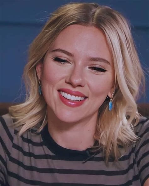 Scarlett Johansson Laughing Hd 4k Wallpaper