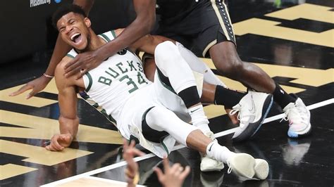 Gruesome Giannis Antetokounmpo Knee Injury Means Hes Listed As