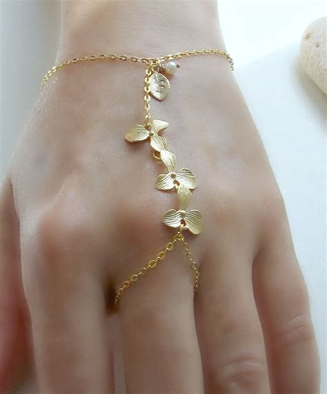 Share More Than 89 Hand Ring Bracelet Gold Super Hot 3tdesign Edu Vn