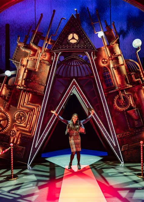 Charlie And The Chocolate Factory The Musical Review Kat Masterson