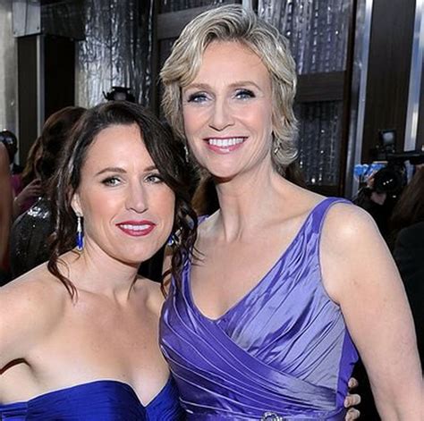 Jane Lynch And Wife Of Three Years To Divorce