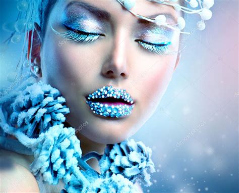 Winter Beauty Woman Christmas Girl Makeup — Stock Photo © Subbotina