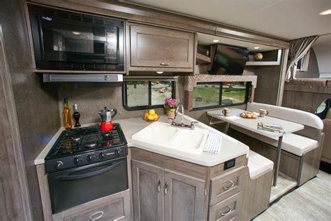 5 Unique Rv Floor Plans Every Rver Should See Lazydays Rv