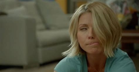 Kelly Ripa Gets Stoned Out Of Her Mind On Broad City