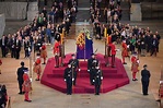 Velório público da rainha Elizabeth II segue em Londres