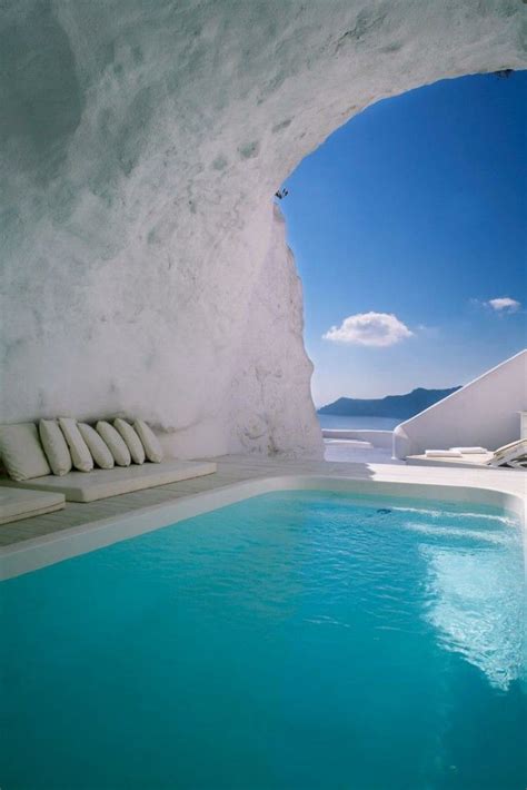 Oia Santorini Greece Amazing Swimming Pools Santorini Hotels