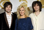 the band perry neil kimberly and reid perry - windows 10 Wallpapers