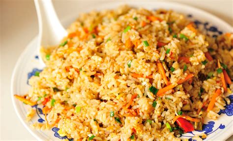 The vegetarian traveller need not miss out on any of this. Singapore Rice - Veg | MealDial