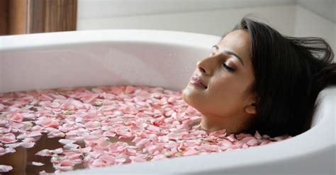 these diy detox bath recipes will cleanse and calm your body huffpost life