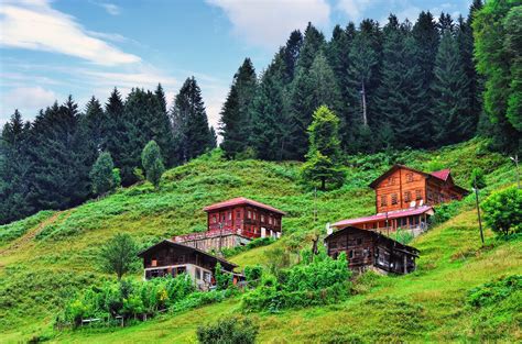 Uçaklı Karadeniz Yaylalar ve Batum Turu 4 Gece Valstur