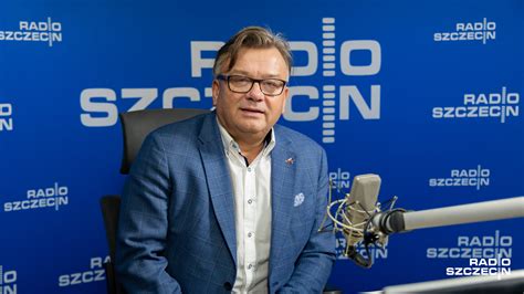 For faster navigation, this iframe is preloading the wikiwand page for artur łącki. Rozmowy pod krawatem 2021 - Rozmowy pod krawatem - Radio ...