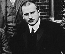Carl Jung Biography - Childhood, Life Achievements & Timeline