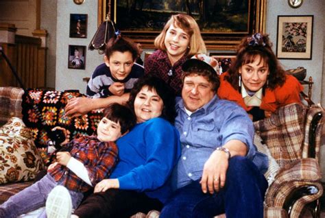 Cast Of Roseanne Describes Surreal Return To Iconic Set Ahead Of