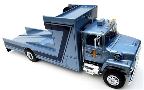 Race Car Hauler Ford Ln 8000 125 Scale Amt Model Kit 758 Review Right On Replicas
