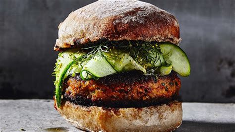 Five Vegetarian Burger Recipes That Meat Eaters Will Love Too