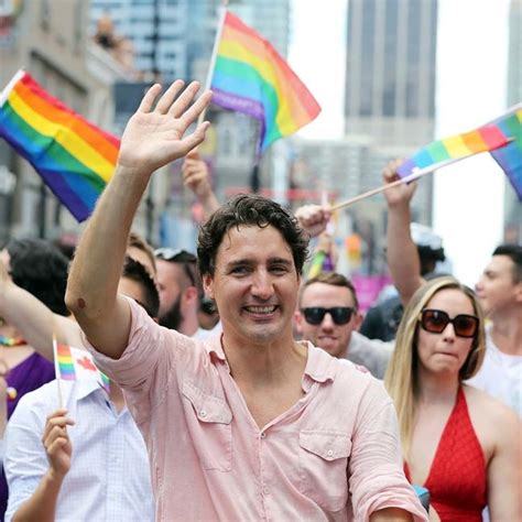 justin trudeau became the first canadian prime minister to march in toronto s gay pride parade