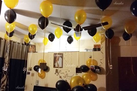 How to make diy balloon garlands. Balloon decoration in room with 200 balloons for ...