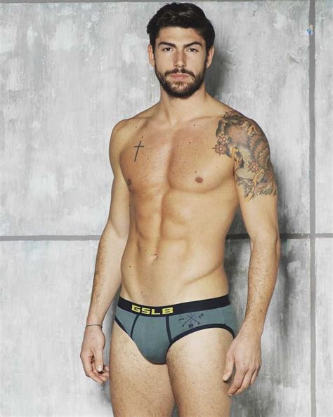 #ildiamantone pov, film voice e cose divertenti. Ignazio Moser c'ha provato con una nota 40enne? L'ex ...