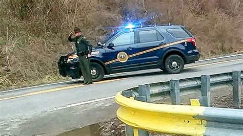 Umgeben Komplett Oh West Virginia State Police Car Sänger Umfassen