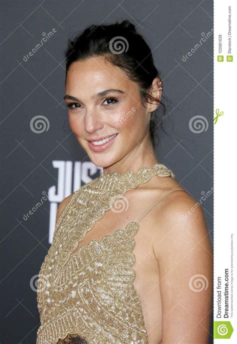 © Dreamstime Gal Gadot At The World Premiere Of `justice League