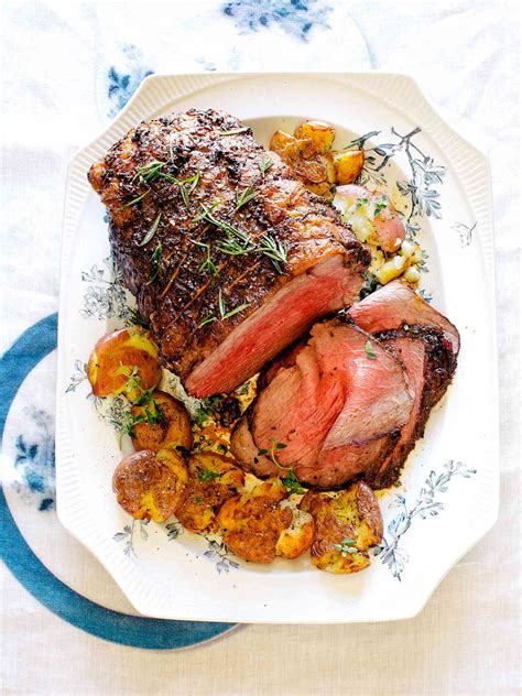 13 Impressive Roast Beef Recipes You Should Make For Christmas Dinner
